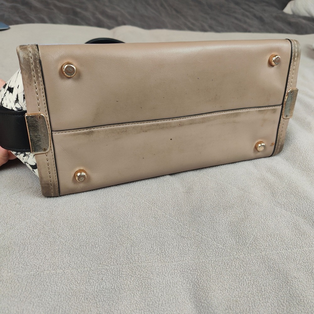 Coach Swagger 27 Satchel Handbag Beige Black Leather Snake Embossed Shoulder Bag - Picture 6 of 13